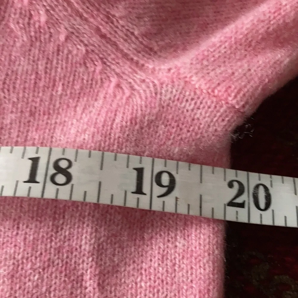 Lord & Taylor 100% cashmere Barbiecore pink sweater S/P As is ( stains)